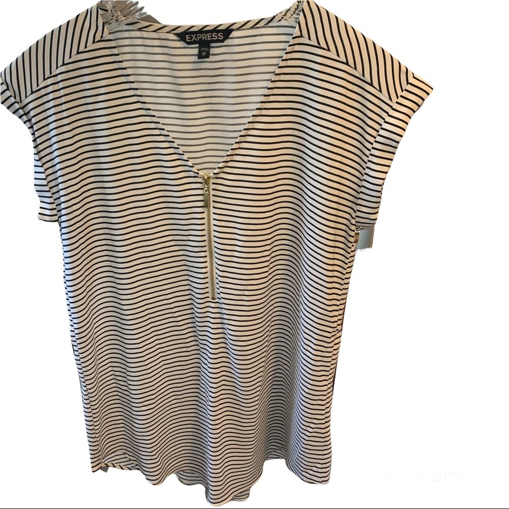 Express Black And White Stripped Short sleeve Top With Front Zippered Detail